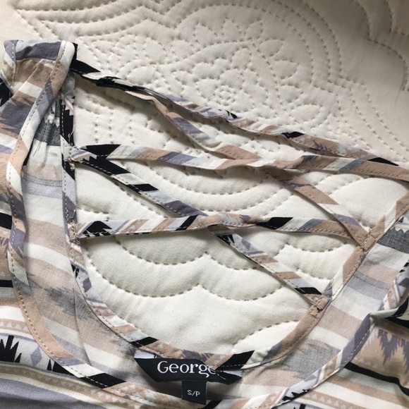 Light summer multicoloured neutral tank - Picture 3 of 3